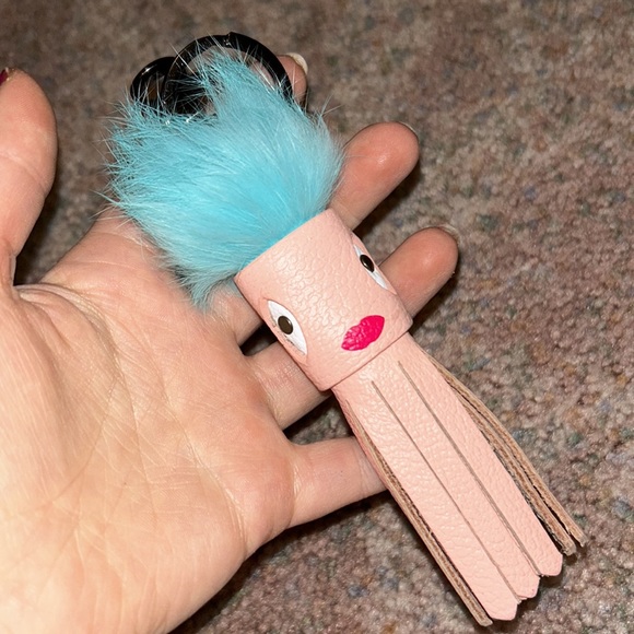 Min & Mon squid charm - Picture 3 of 3